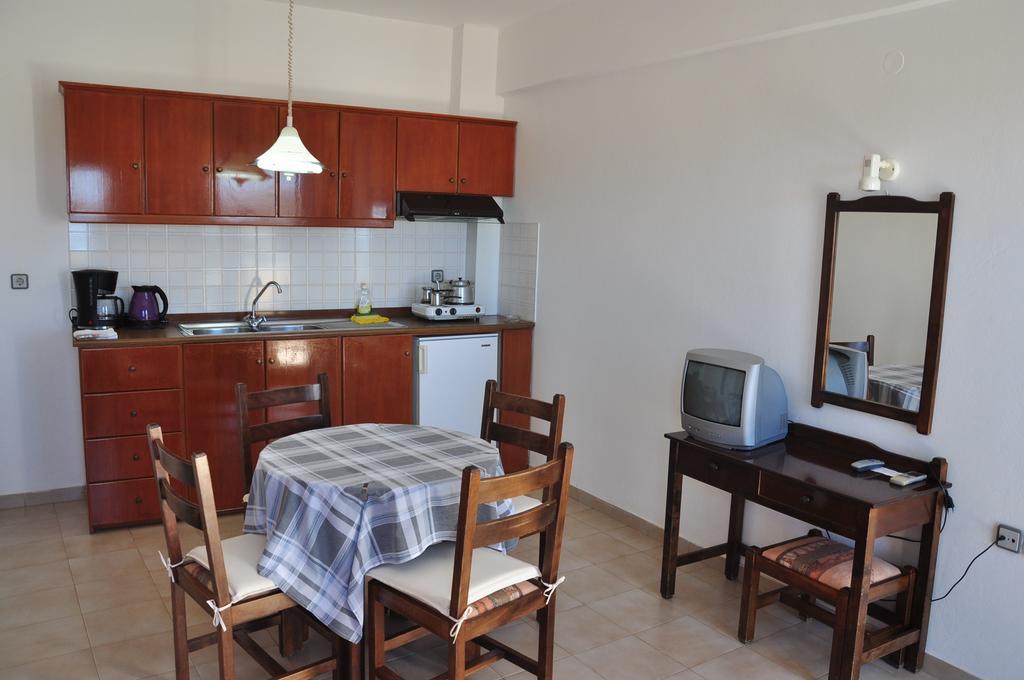 Flamingo Apartments Палекастрон Экстерьер фото